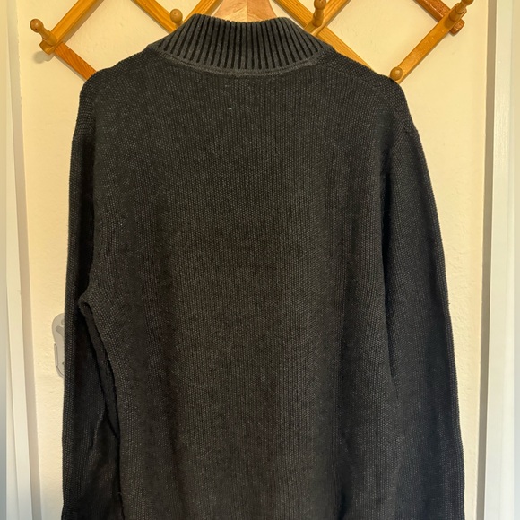 Men’s 100% Cotton Medium Gap Charcoal Sweater - Picture 3 of 4